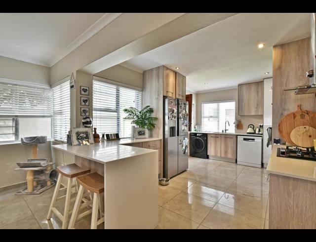 3 BEDROOM HOUSE FOR SALE IN RANDPARK RIDGE